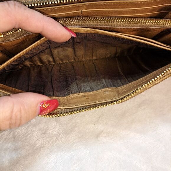 Authentic Miu Miu Matelasse Beige Leather Wallet - Picture 11 of 17